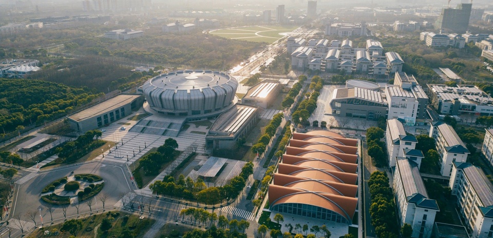 natatorium of southeast university by zhou qi studio architects and engineers associates of southeast university