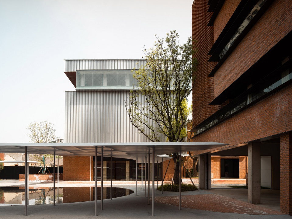renovation of nanjing combat machinery factory by mix architecture
