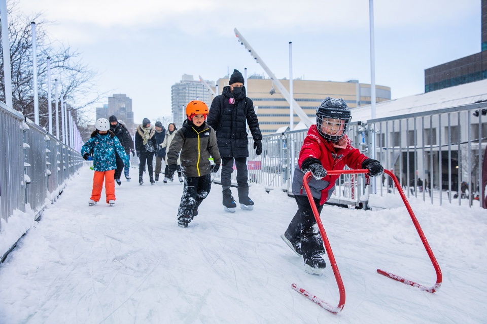 skating loop montreal en lumiere festival