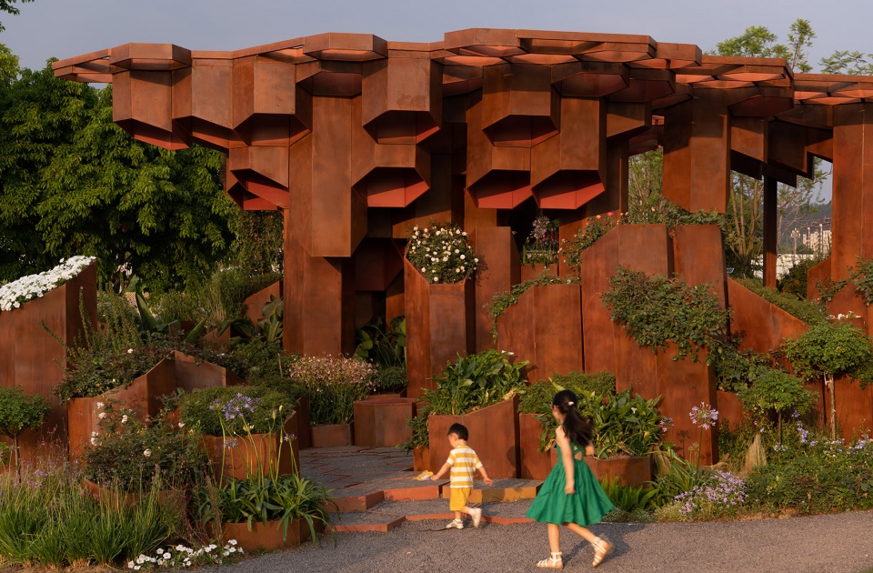 gear garden by atelier scale fabrication lab