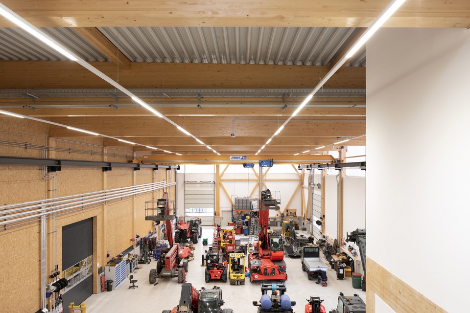hald grunewald headquarters by rundzwei architekten bda