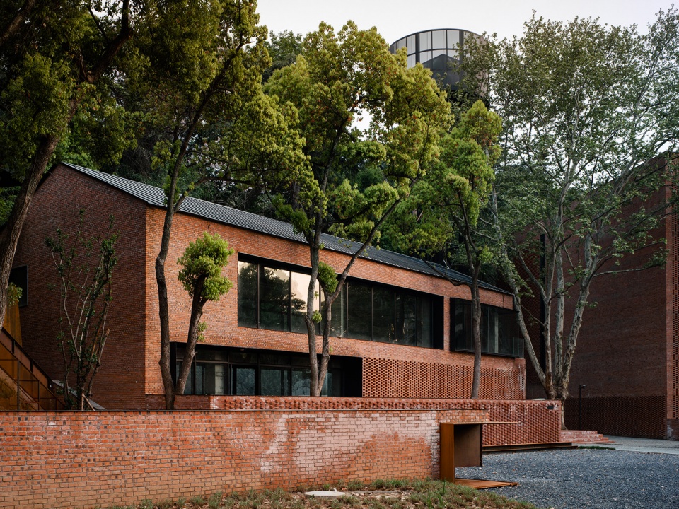 renovation of nanjing combat machinery factory by mix architecture