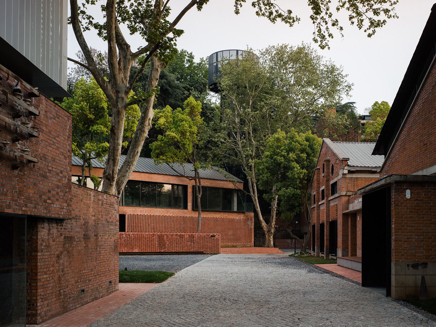 Renovation of Nanjing Combat Machinery Factory (Hongchuang PARK) by Mix