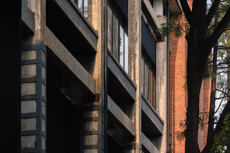 renovation of nanjing combat machinery factory by mix architecture