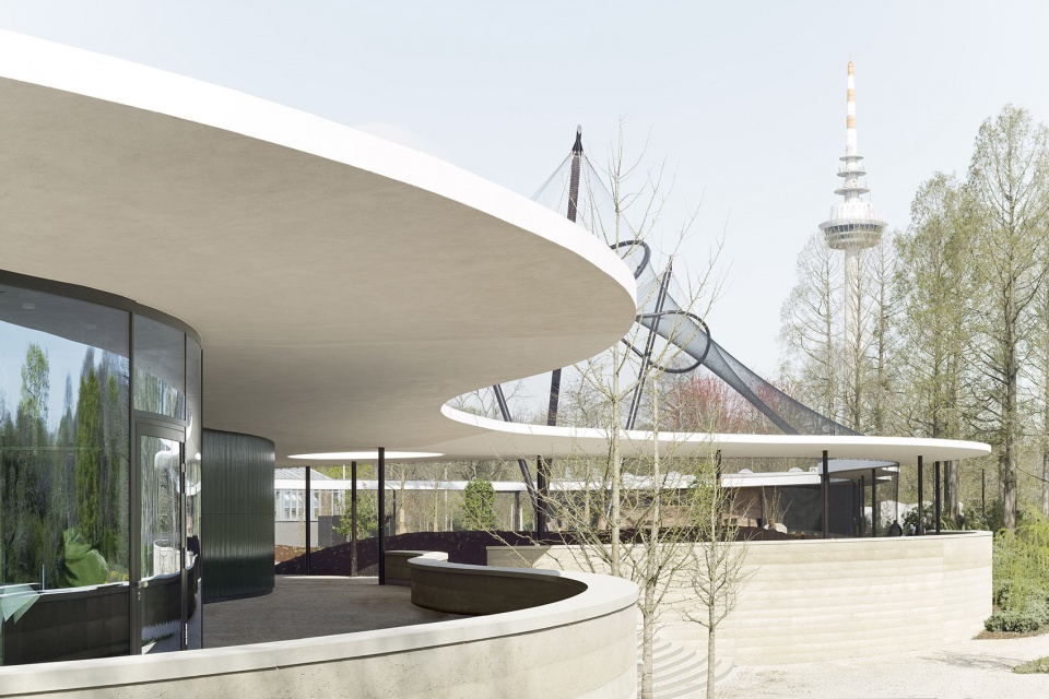 Green experience center in Luisenpark by Bez Kock Architekten BDA