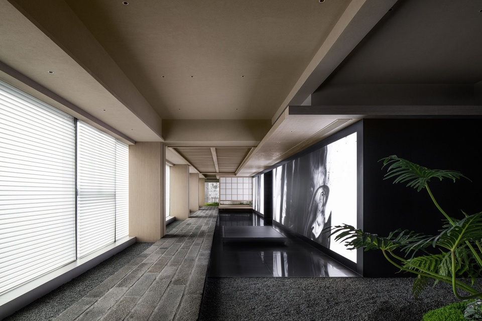 Ontology and its epidermis China by Tenon design