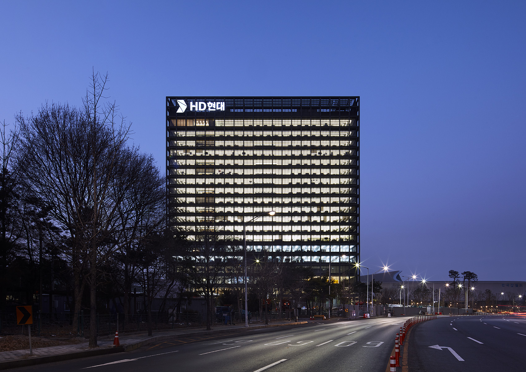 HD Hyundai Global R&D Center by Nikken Sekkei Ltd + Heerim Architects & Planners Co.,Ltd 谷德设计网