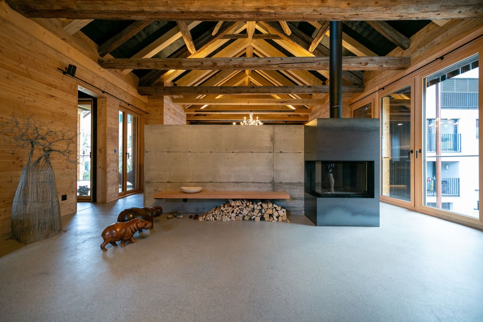 Hof Hist Modunita architects sa