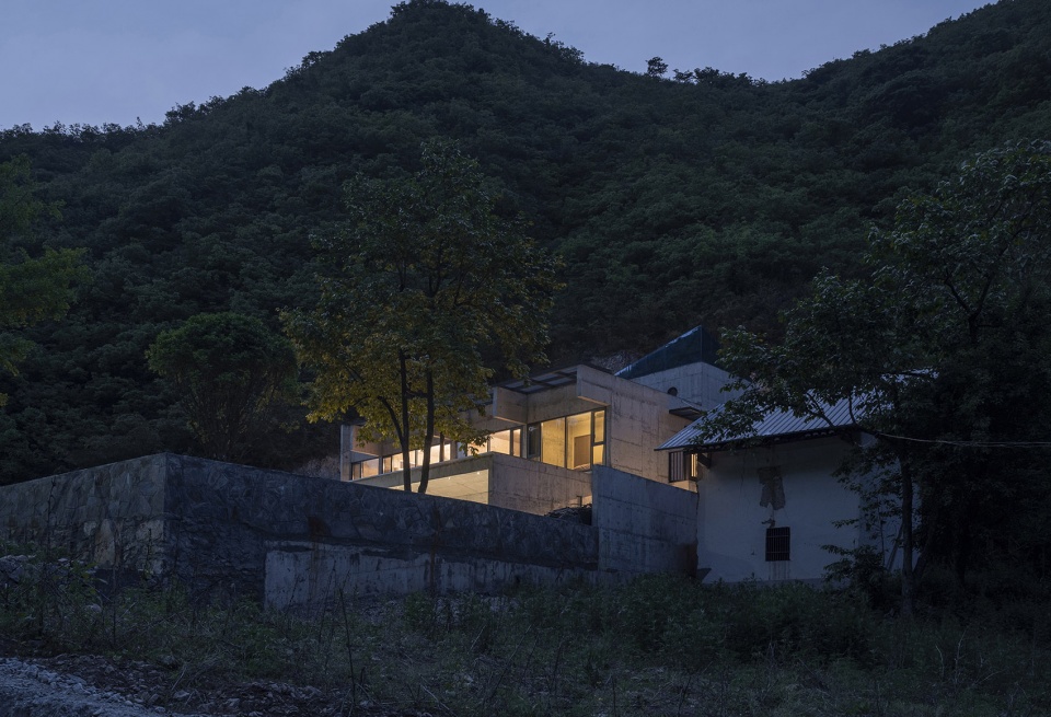 cliff house by li wenxi architects