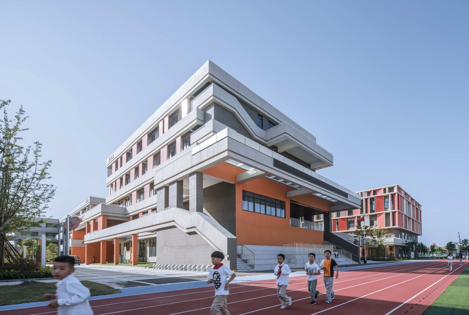 youyi road primary school in rudong county nanjing yangtze river urban architectural design