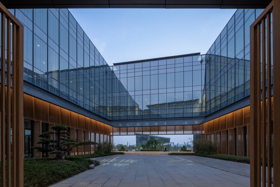 DongAn College Main Media Centre of FISU World University Games by China Southwest Architectural Design and Research Institute Corp Ltd