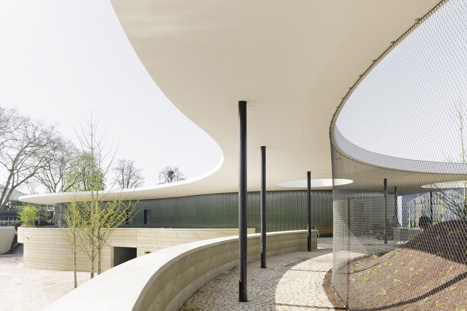 Green experience center in Luisenpark by Bez Kock Architekten BDA