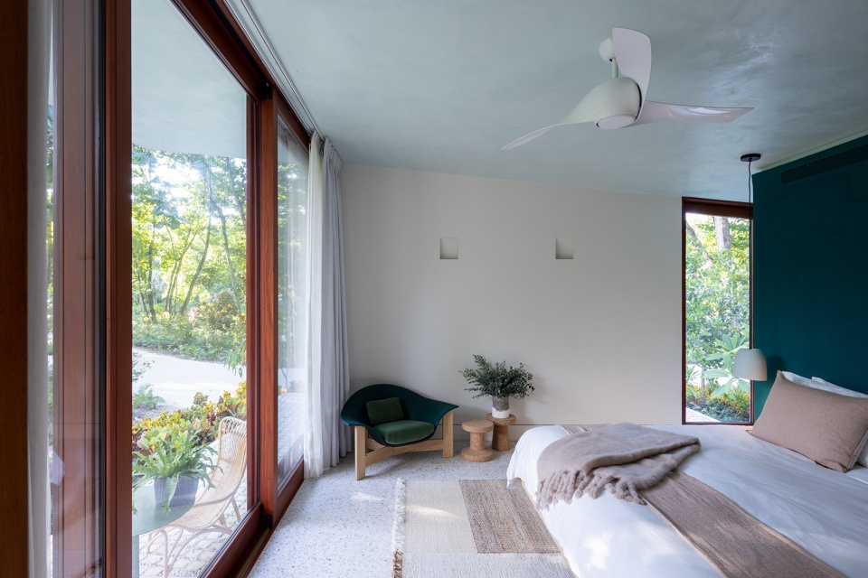 casa las olas by young projects