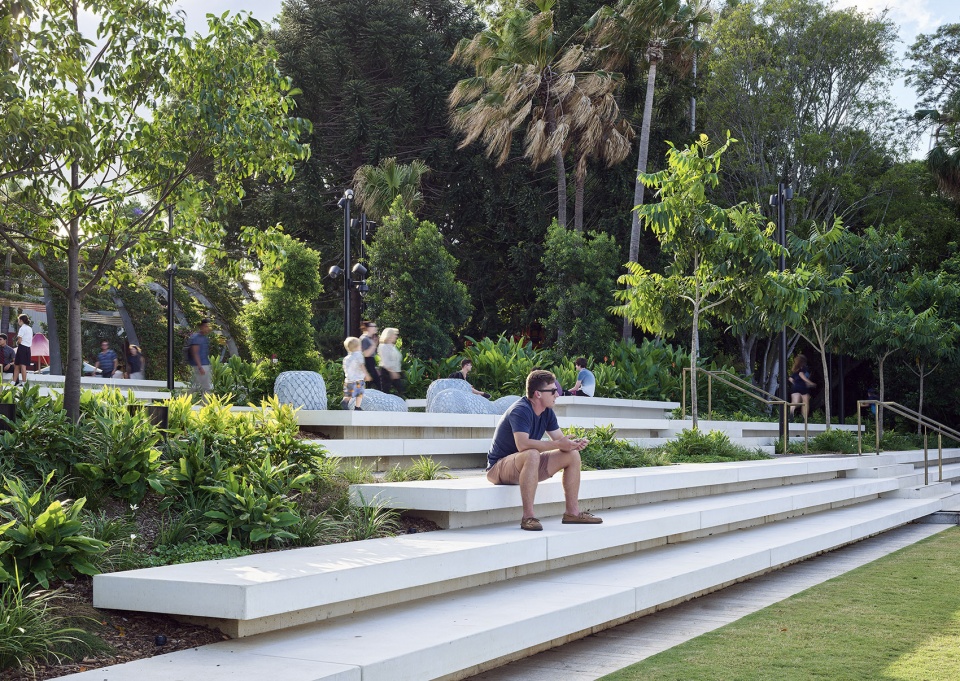 Riverside Green by Hassell