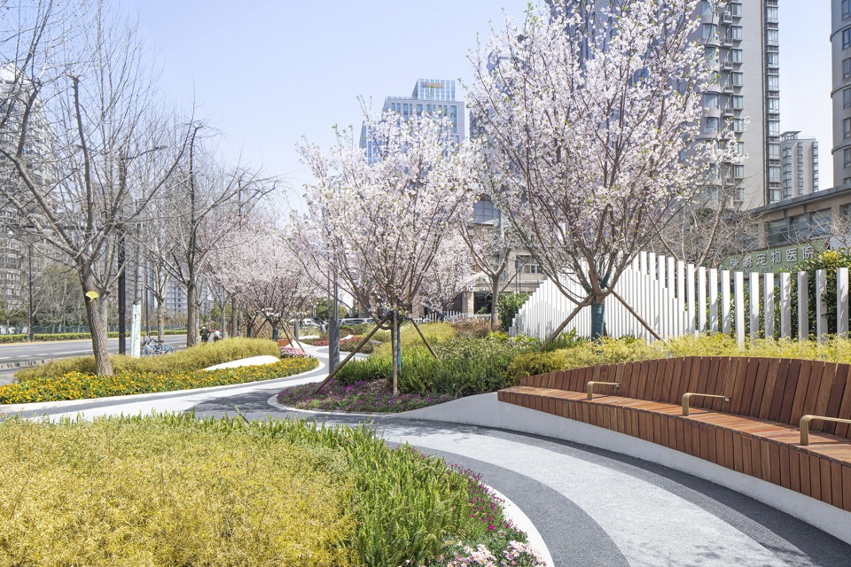 Shanghai Jingxin Pocket Park China by U Design Lab