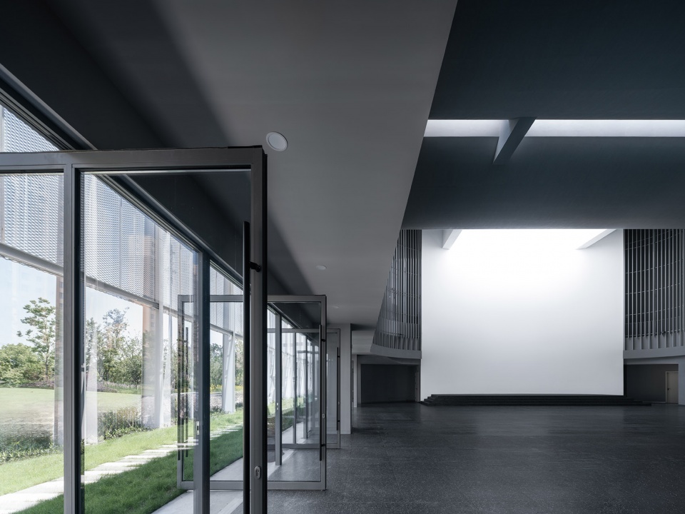 Fengxian Qi Jesus Church China by Wutopia Lab