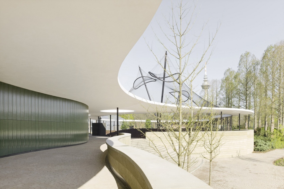 Green experience center in Luisenpark by Bez Kock Architekten BDA