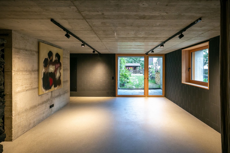 Hof Hist Modunita architects sa