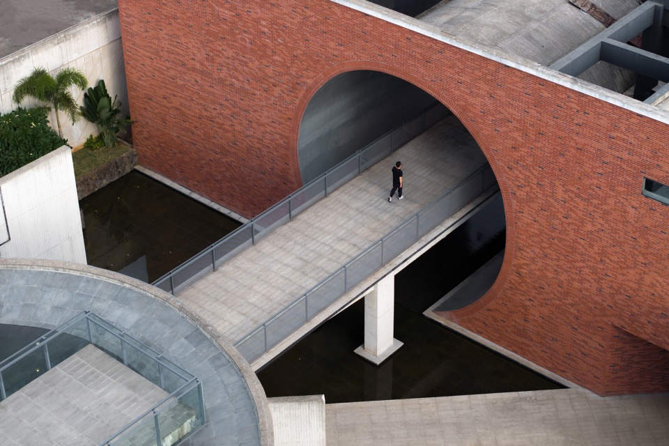 Expansion of Haikou Yanchunling Waste Leachate Treatment Station Phase II by Hangzhou Dakai Architectural Design Co