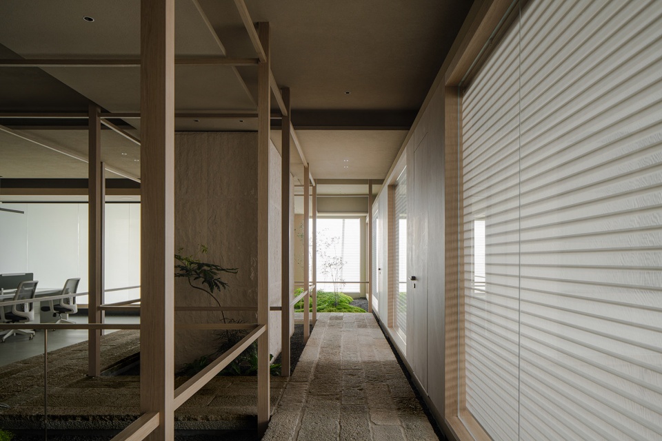 Ontology and its epidermis China by Tenon design