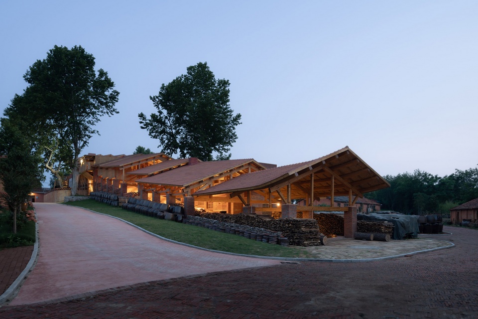 doumu dragon kiln and ich lounge in qianshan anhui by greyspace architects