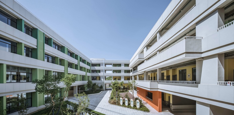 youyi road primary school in rudong county nanjing yangtze river urban architectural design