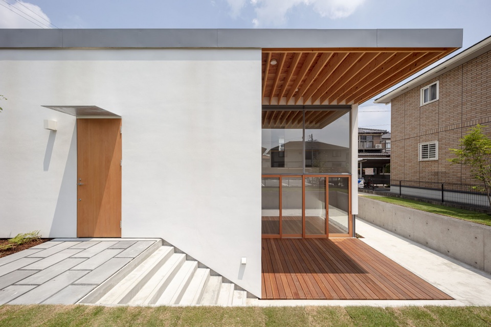 House with Hooked Multi ihrmk