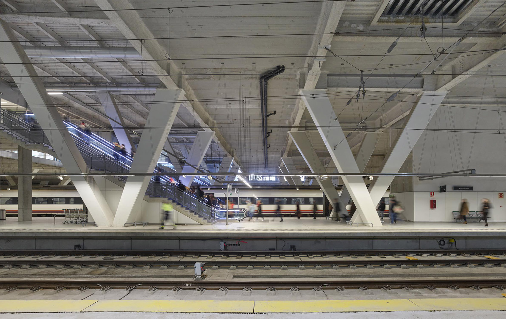 Vialia Vigo Intermodal Station by Morphosis Architects - 谷德设计网