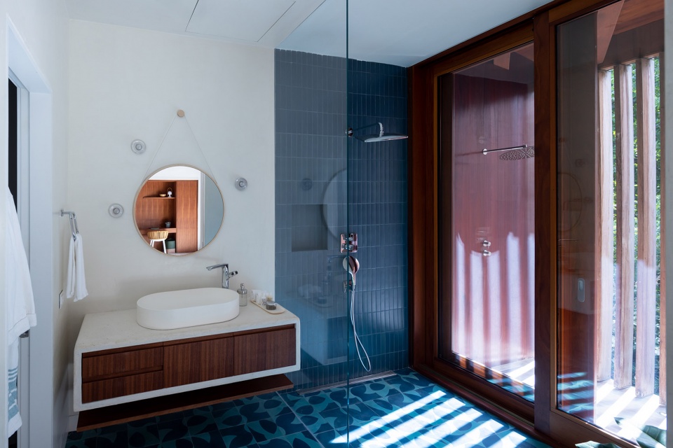 casa las olas by young projects