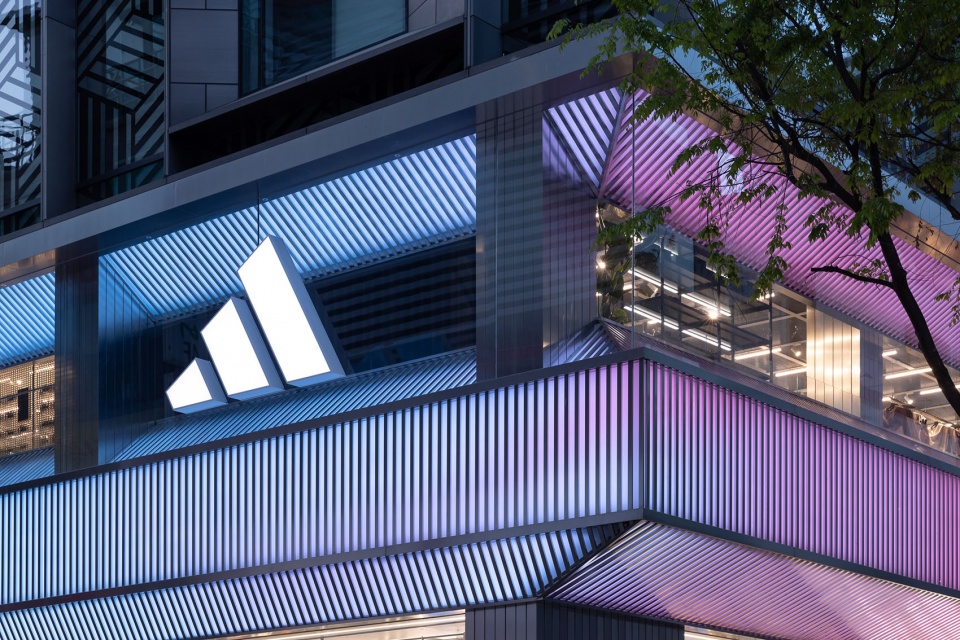 首尔adidas旗舰店 万社设计
