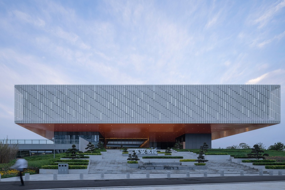 DongAn College Main Media Centre of FISU World University Games by China Southwest Architectural Design and Research Institute Corp Ltd