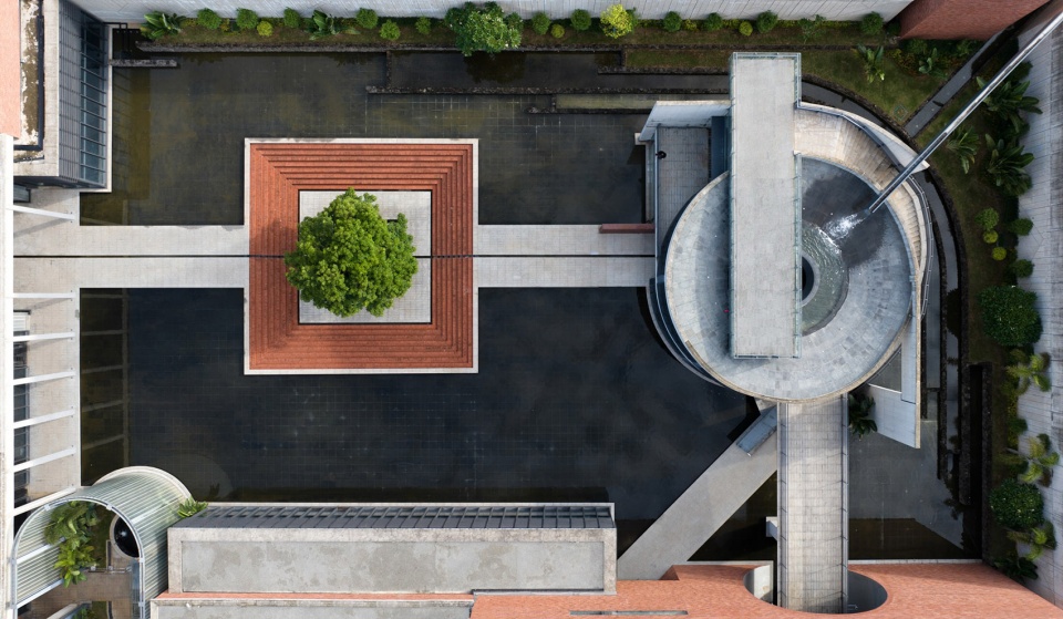 Expansion of Haikou Yanchunling Waste Leachate Treatment Station Phase II by Hangzhou Dakai Architectural Design Co