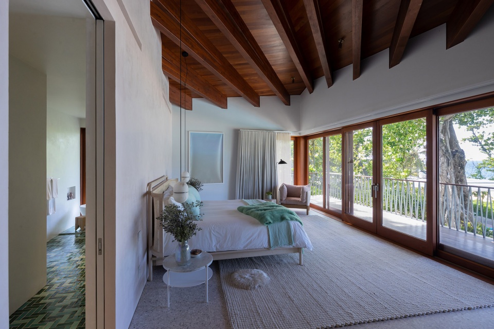 casa las olas by young projects