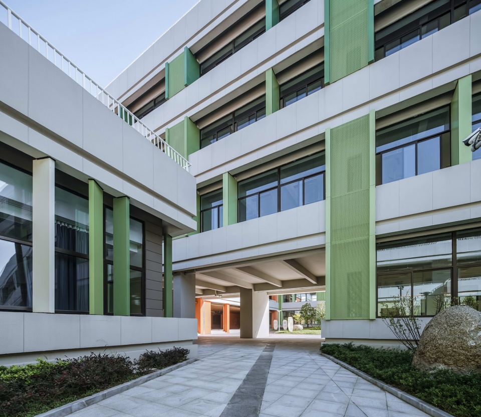 youyi road primary school in rudong county nanjing yangtze river urban architectural design