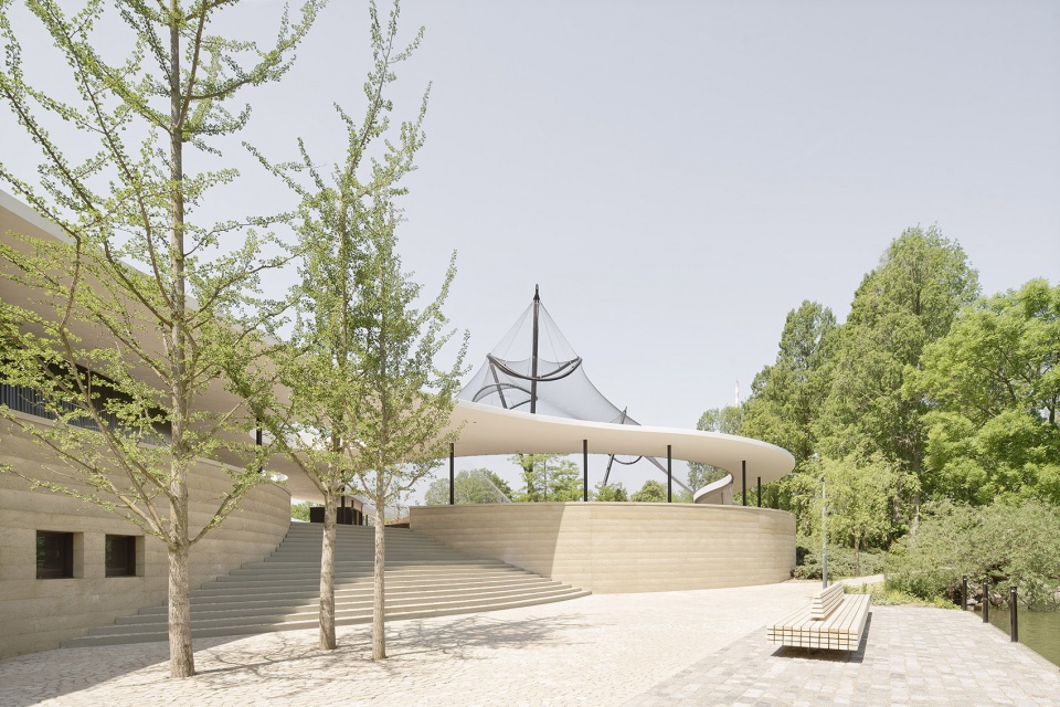 Green experience center in Luisenpark by Bez Kock Architekten BDA