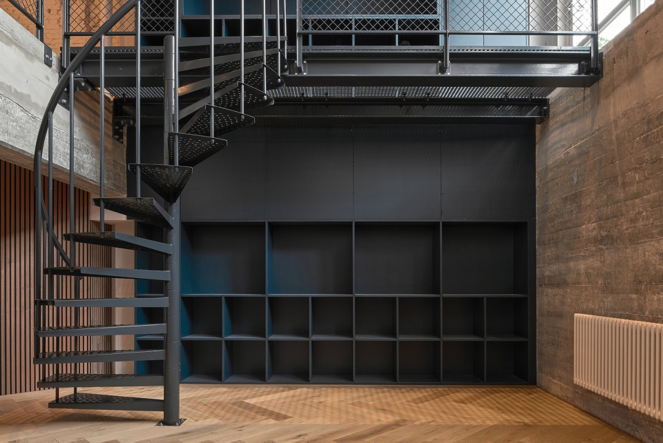 Garage Loft Delfshaven KUMIKI