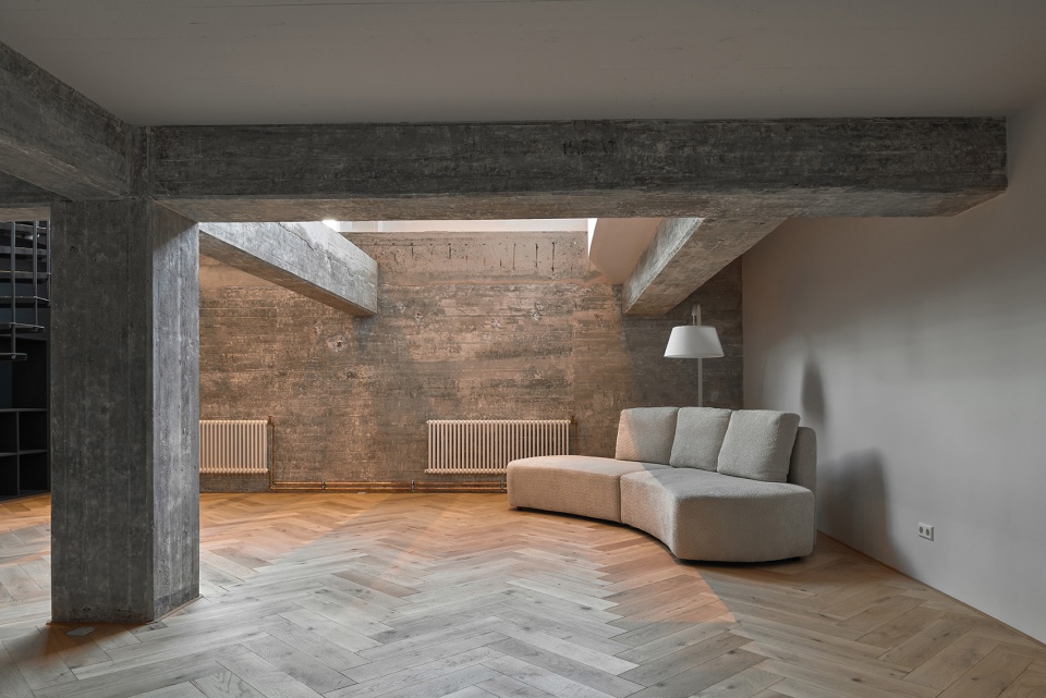 Garage Loft Delfshaven KUMIKI
