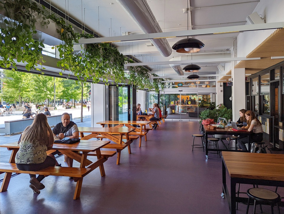 Esplanade Tranquille by Les architectes FABG