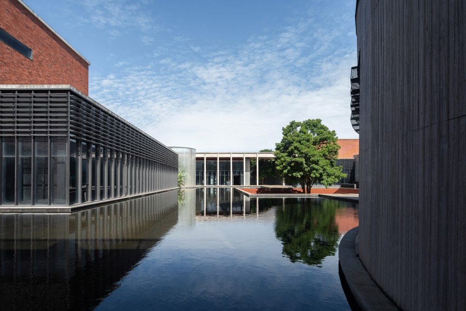 Expansion of Haikou Yanchunling Waste Leachate Treatment Station Phase II by Hangzhou Dakai Architectural Design Co