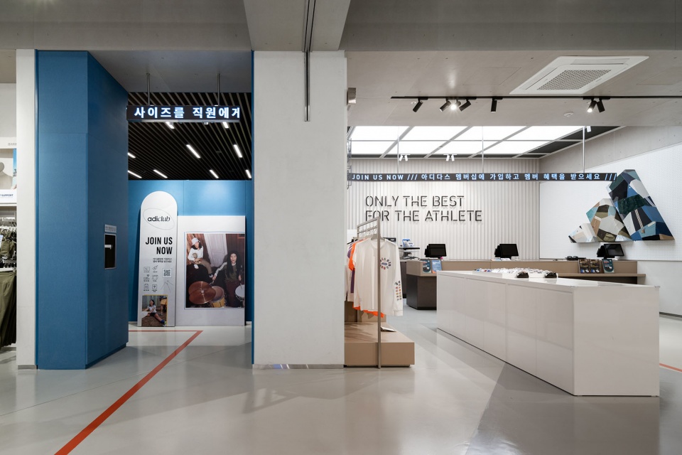 首尔adidas旗舰店 万社设计