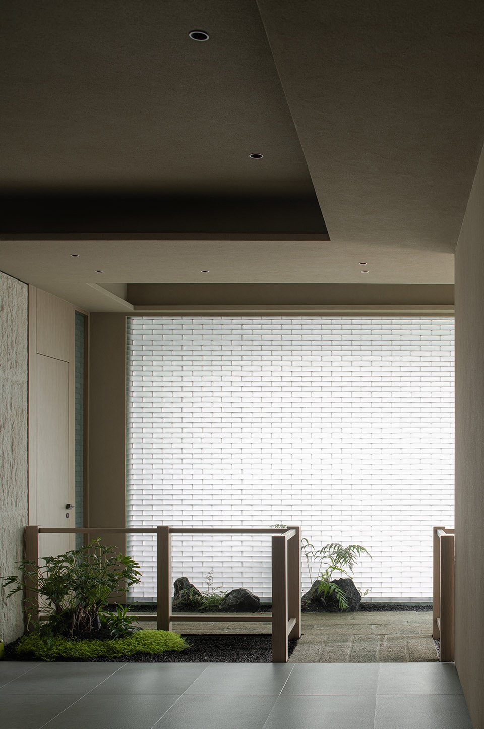 Ontology and its epidermis China by Tenon design