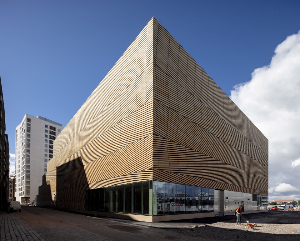 Saukonlaituri Parking Facility by ALA Architects