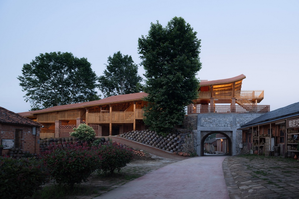doumu dragon kiln and ich lounge in qianshan anhui by greyspace architects