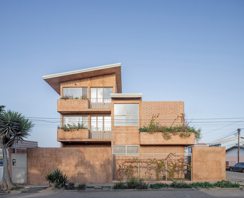 casa estudiantes brutal taller de arquitectura