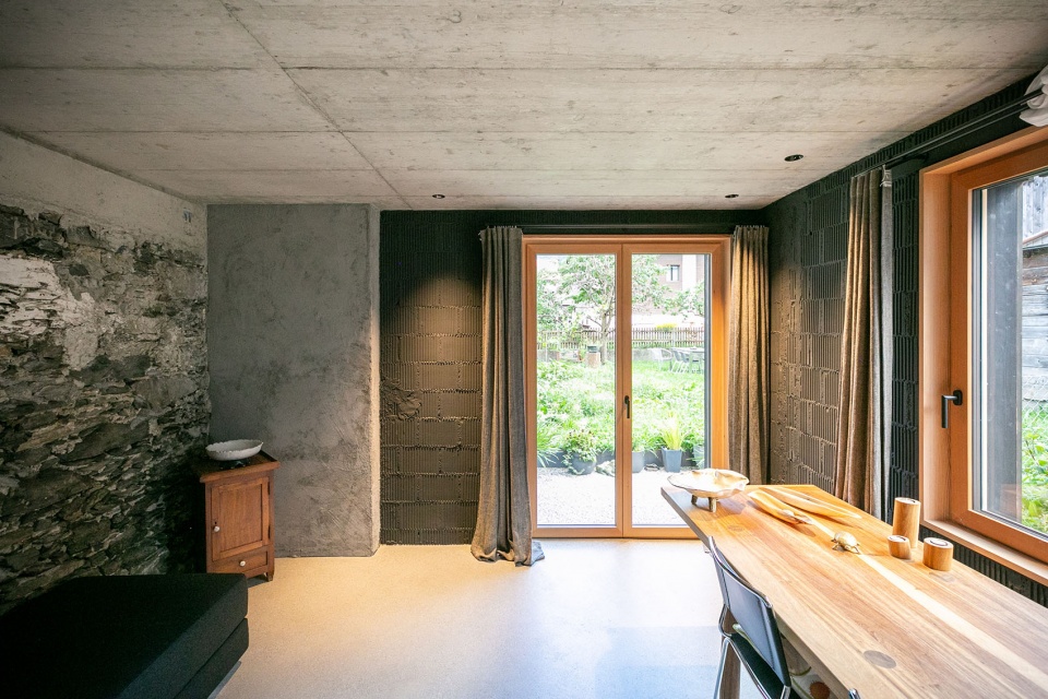 Hof Hist Modunita architects sa