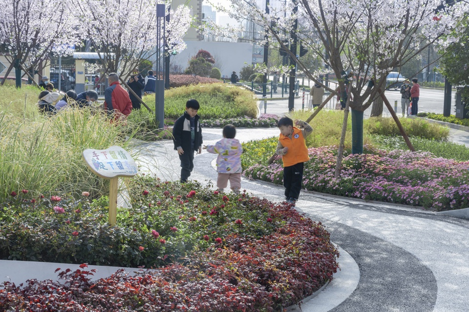 Shanghai Jingxin Pocket Park China by U Design Lab