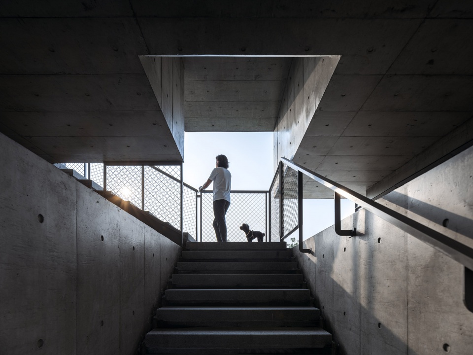 the kennels by atelier gom