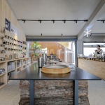 Snow Peak紫旸山庄店 & Snow Peak Cafe，北京 / 弘石设计
