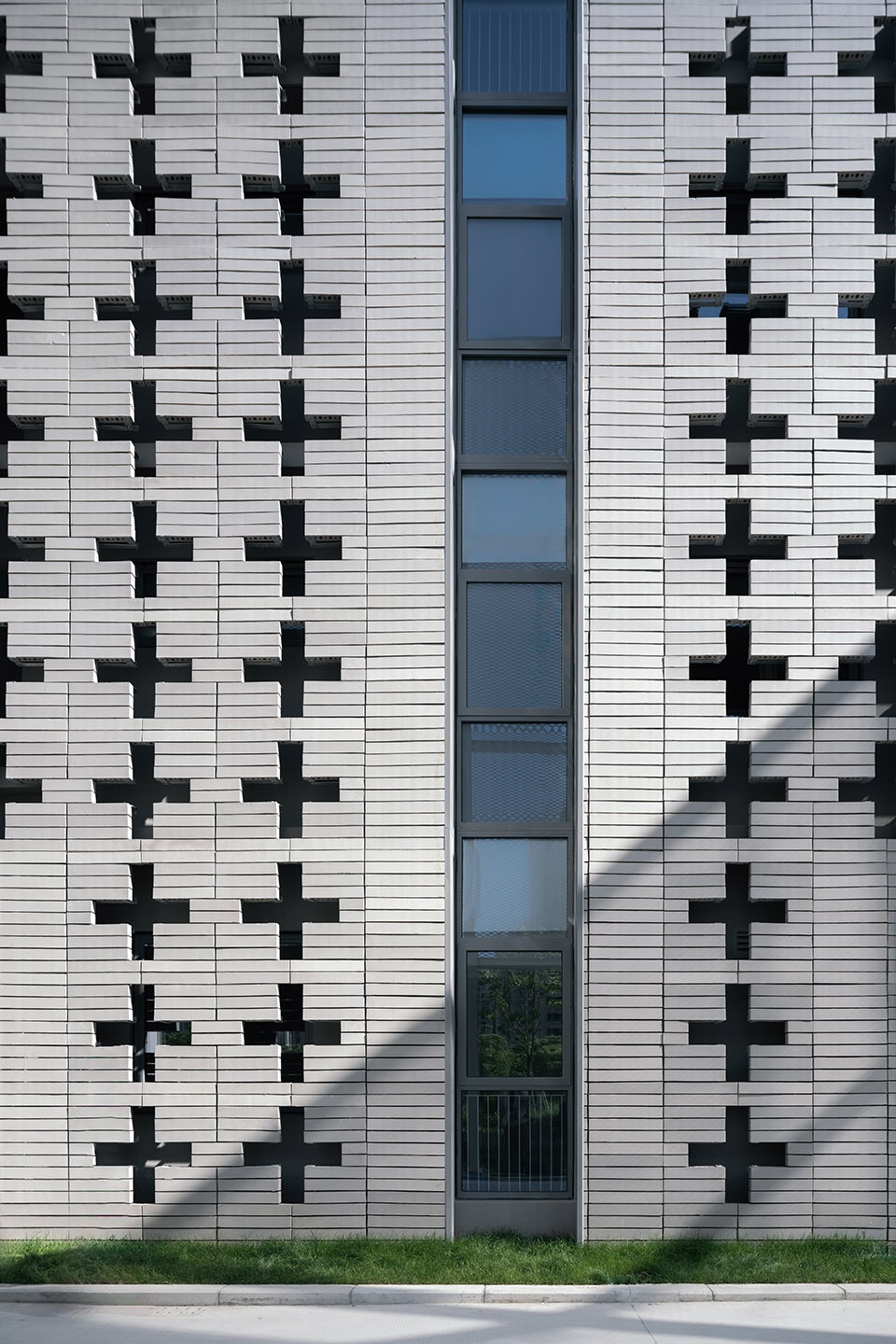 Fengxian Qi Jesus Church China by Wutopia Lab