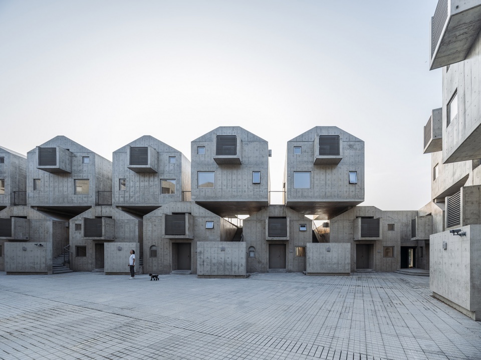 the kennels by atelier gom